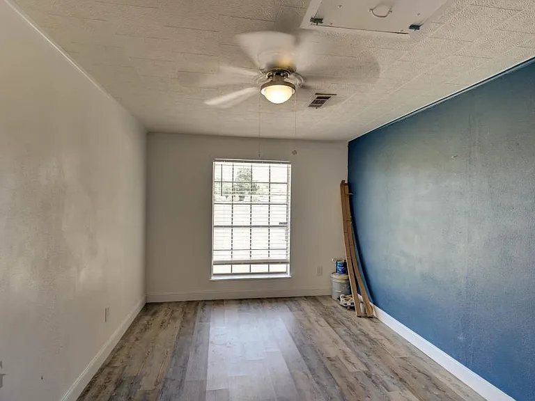 1312 Fox St — Photo 12