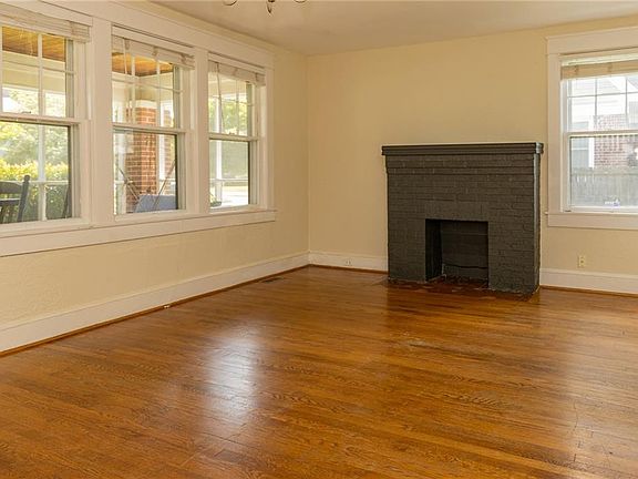 5th image of 1708 A St