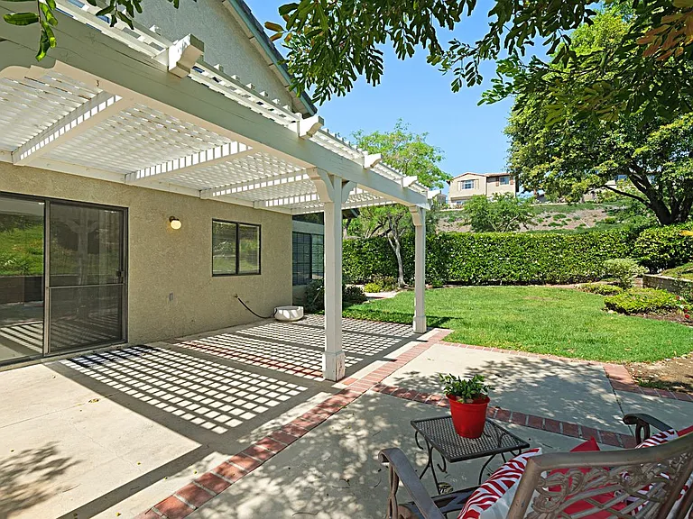26869 Cold Springs St — Photo 11