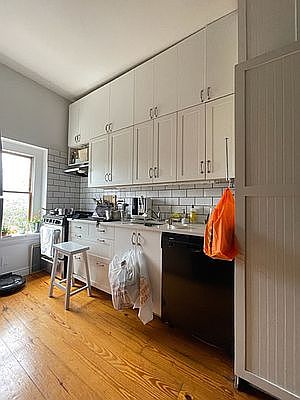 3rd image of 274 9th St #5