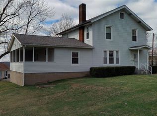 3926 N 40th Ave, New Brighton, PA 15066