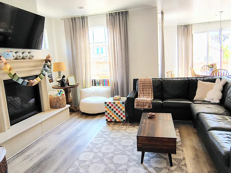 3074 Arezzo Dr — Photo 2
