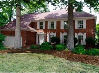 18 Estate Dr, Hampton, VA 23666