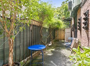 32 Remsen St, Brooklyn, NY 11201