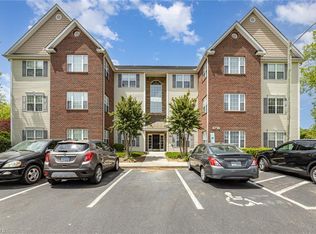 3710 Spanish Peak Dr APT 2D, High Pt, NC 27265