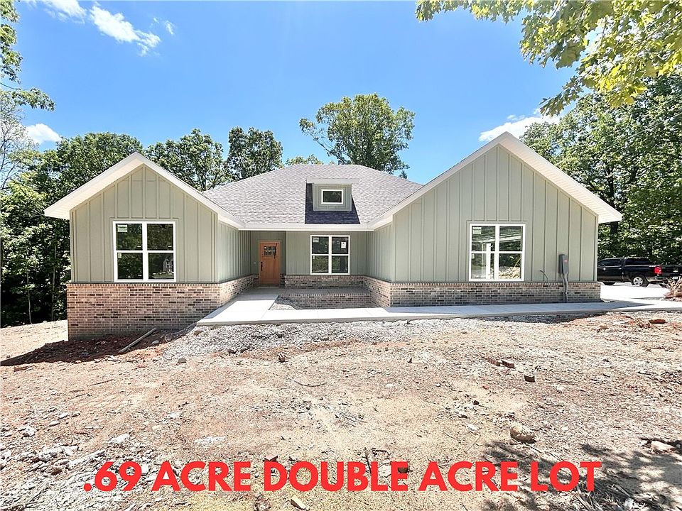 1st image of 2 Boswell Ln