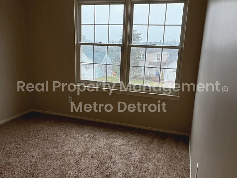 172 Parsons Ln — Photo 12