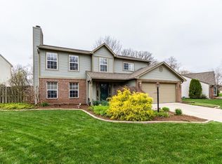 6306 Valleyview Dr, Fishers, IN 46038