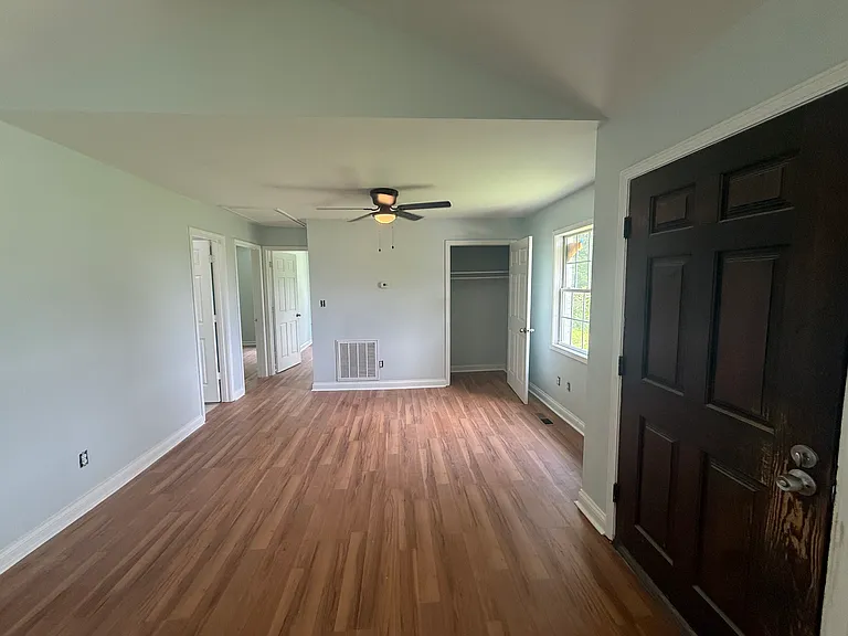 526 Welcome Home Rd — Photo 3