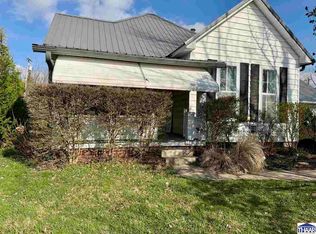 219 S Court St, Sullivan, IN 47882