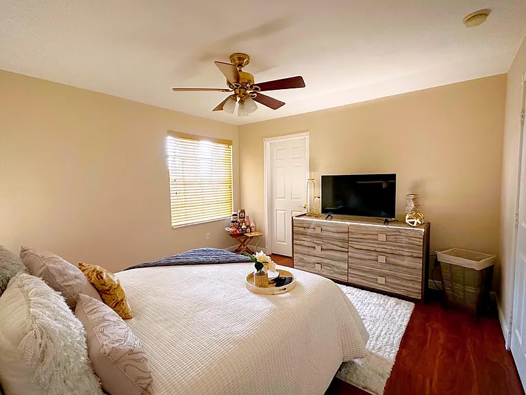 6489 Marbletree Ln — Photo 71
