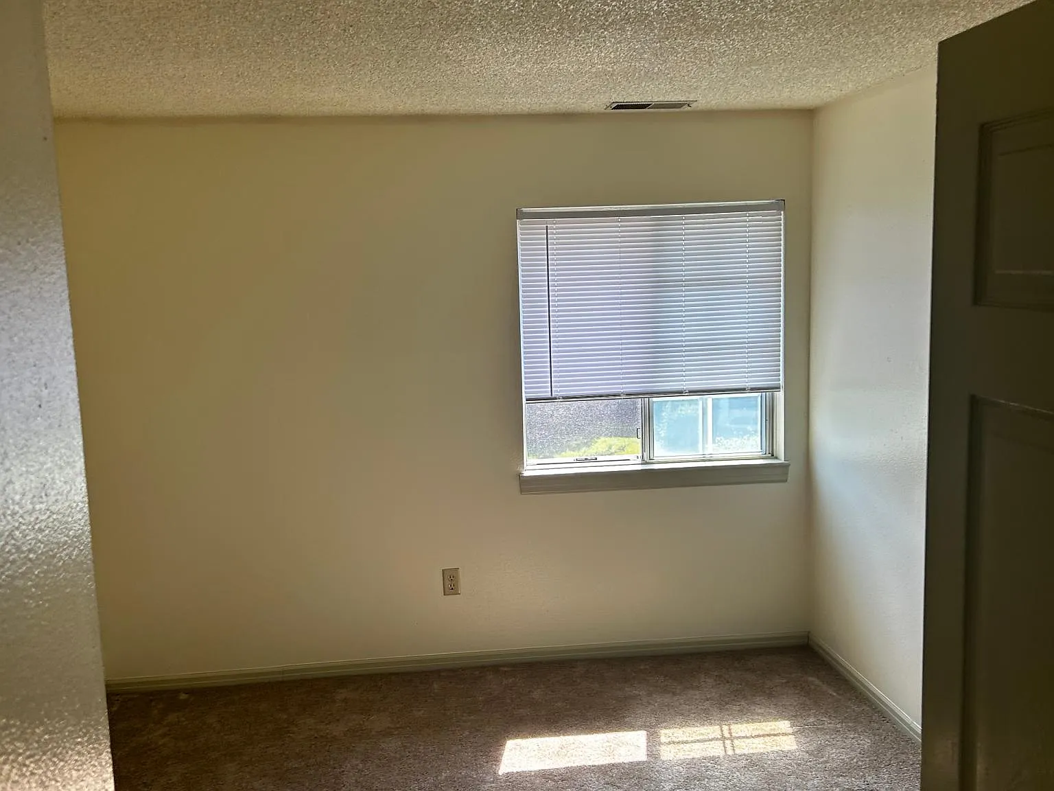 2 bed, 1257 sqft, $1,775 — Photo 4
