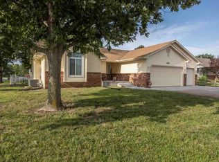 655 E 3rd St, Valley Center, KS 67147