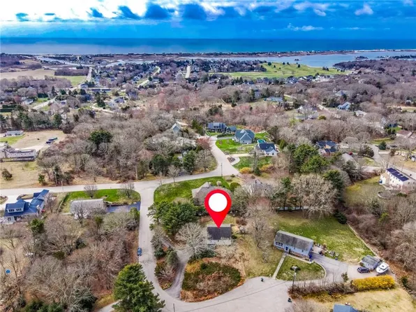 4 White St, Westerly, RI 02891