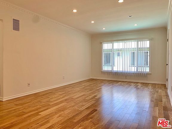 2nd image of 1233 N Harper Ave APT 8