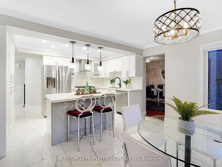 4 Garbutt Cres — Photo 12