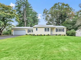 275 Dayton Rd, Trumbull, CT 06611