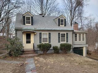 512 Summer Ave, Reading, MA 01867