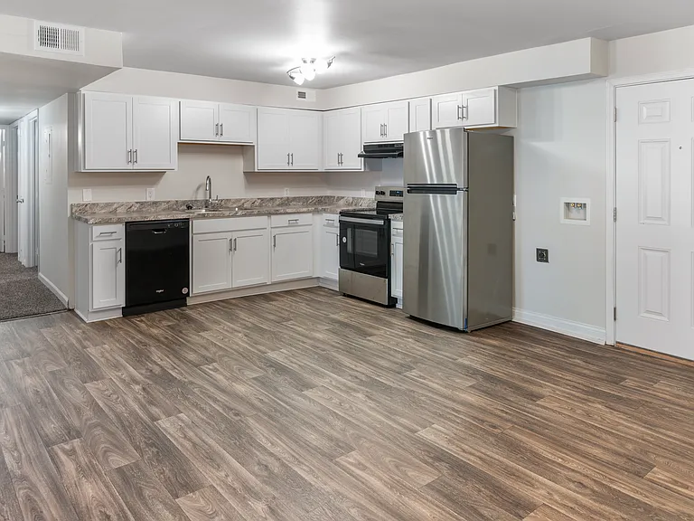 208 W Hill St #208 — Photo 14