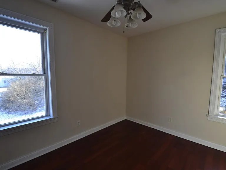 2542 Reading Rd #2 — Photo 3