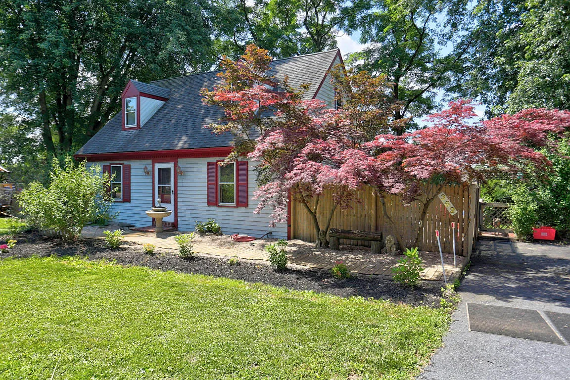 362 Delp Rd photo 1