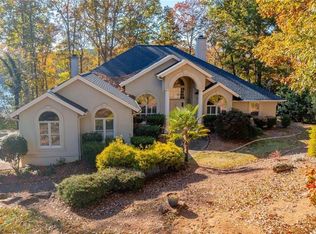 316 Lake Point Ln, Belews Creek, NC 27009