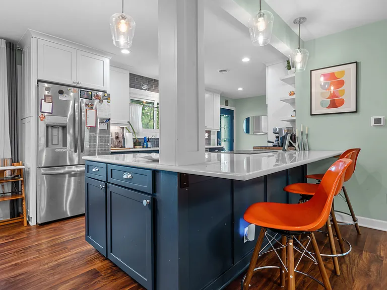 2520 Jodon Ct — Photo 4