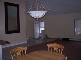 62 Gulf Rd, Derry, NH 03038