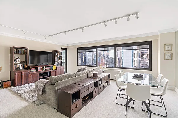 Sold by Compass | media 10