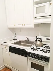 Rented by Jeffrey Mosczyc, LREB