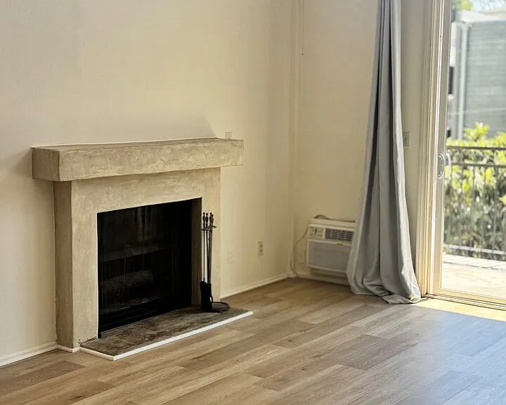 1885 Veteran Ave #305 — Photo 10