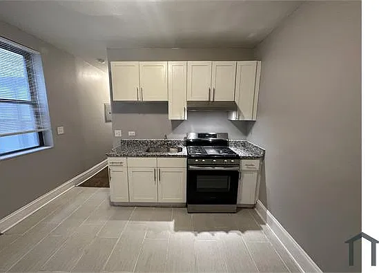 2 bed, $1,686 — Photo 1