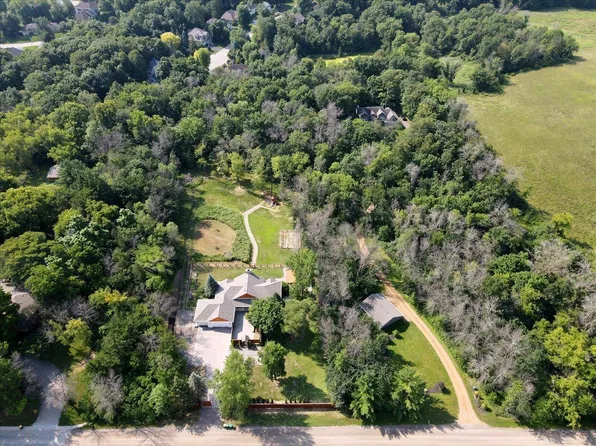 5869 W Branch Rd, Mound, MN 55364