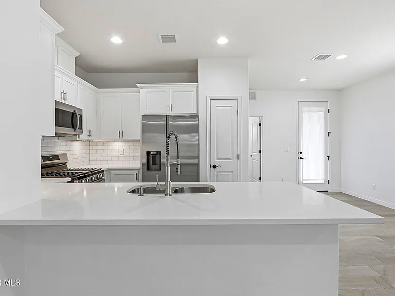 13106 Kington Ave — Photo 13