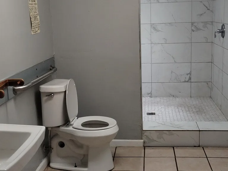 1884 Dean Rd #8 — Photo 3