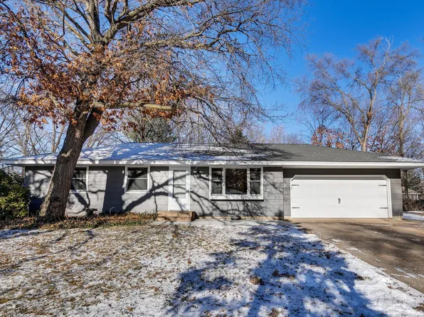 2565 Ardan Ave, Mounds View, MN 55112