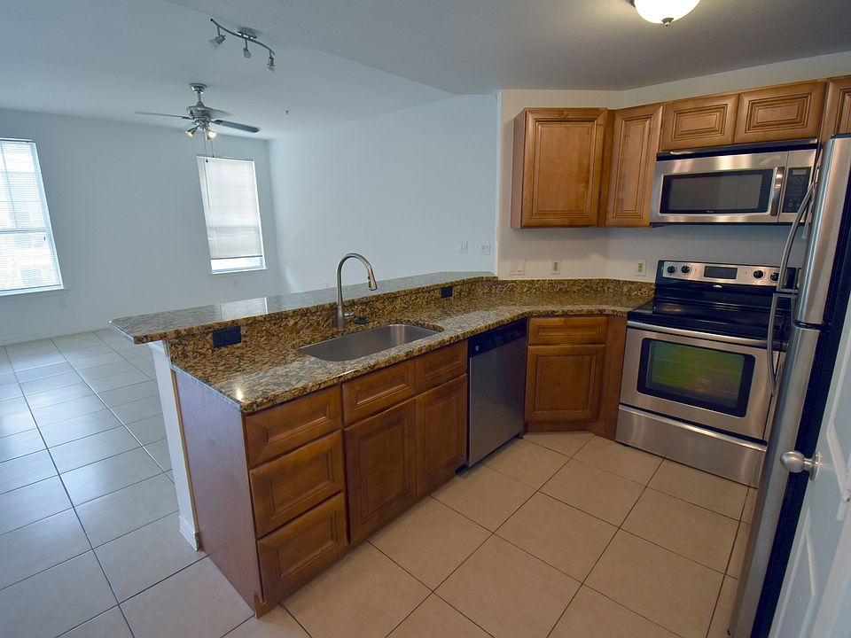 1st image of 2000 Erving Cir Unit 208-1