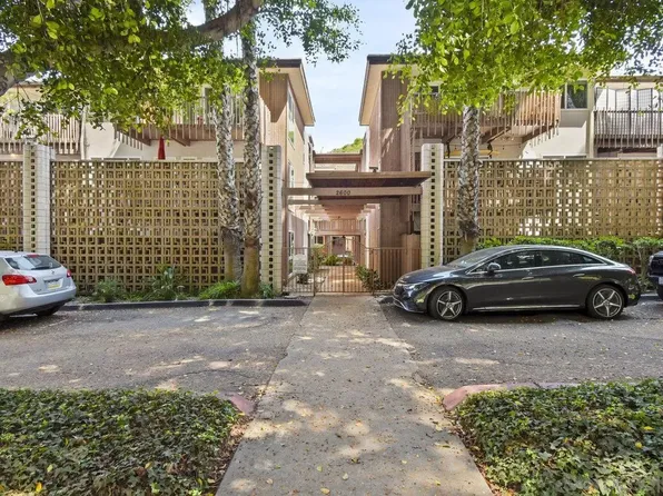 2600 Torrey Pines Rd APT A21, La Jolla, CA 92037