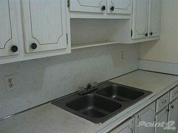 4th image of 2735 Pierce St APT 3B