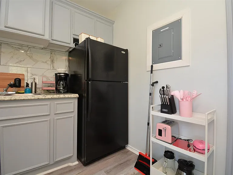 7124 Avenue F #8 — Photo 12