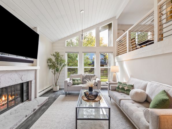 1019 Tantra Park Cir