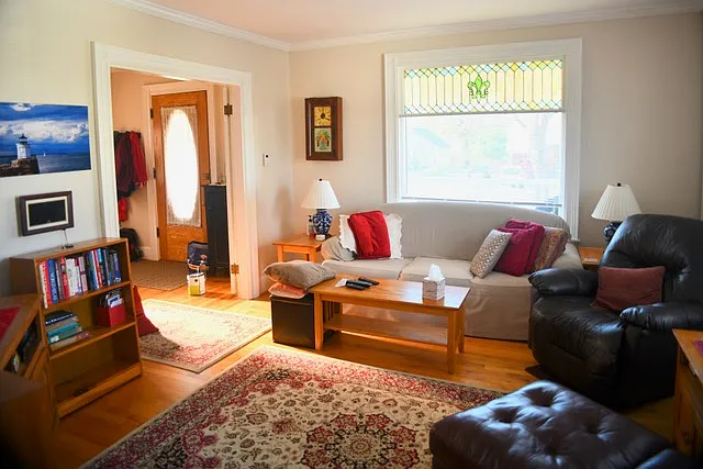 Living room.