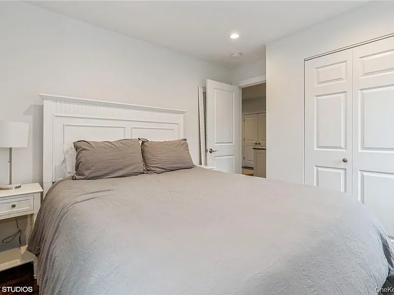 338 Palmervenue #A — Photo 12