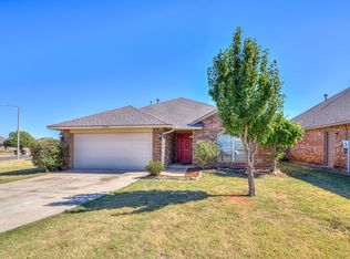 17504 Gold Dr, Edmond, OK 73012