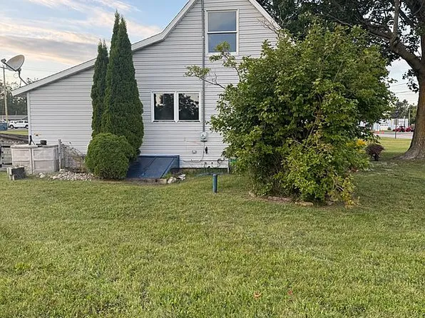 3050 Birch St, Johannesburg, MI 49751