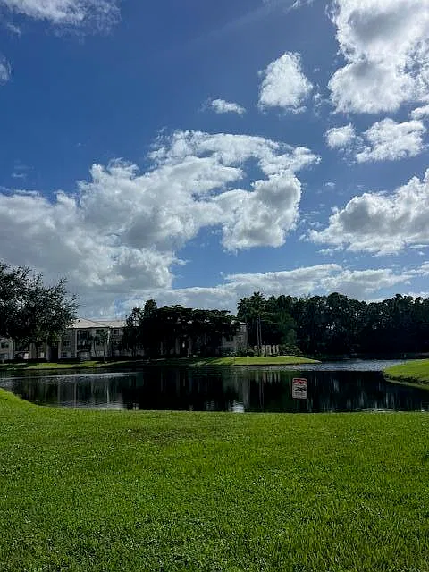 2 bed, 2.0 bath, 1112 sqft, $2,250 — Photo 3