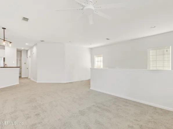 12301 Kernan Forest Blvd APT 902, Jacksonville, FL 32225
