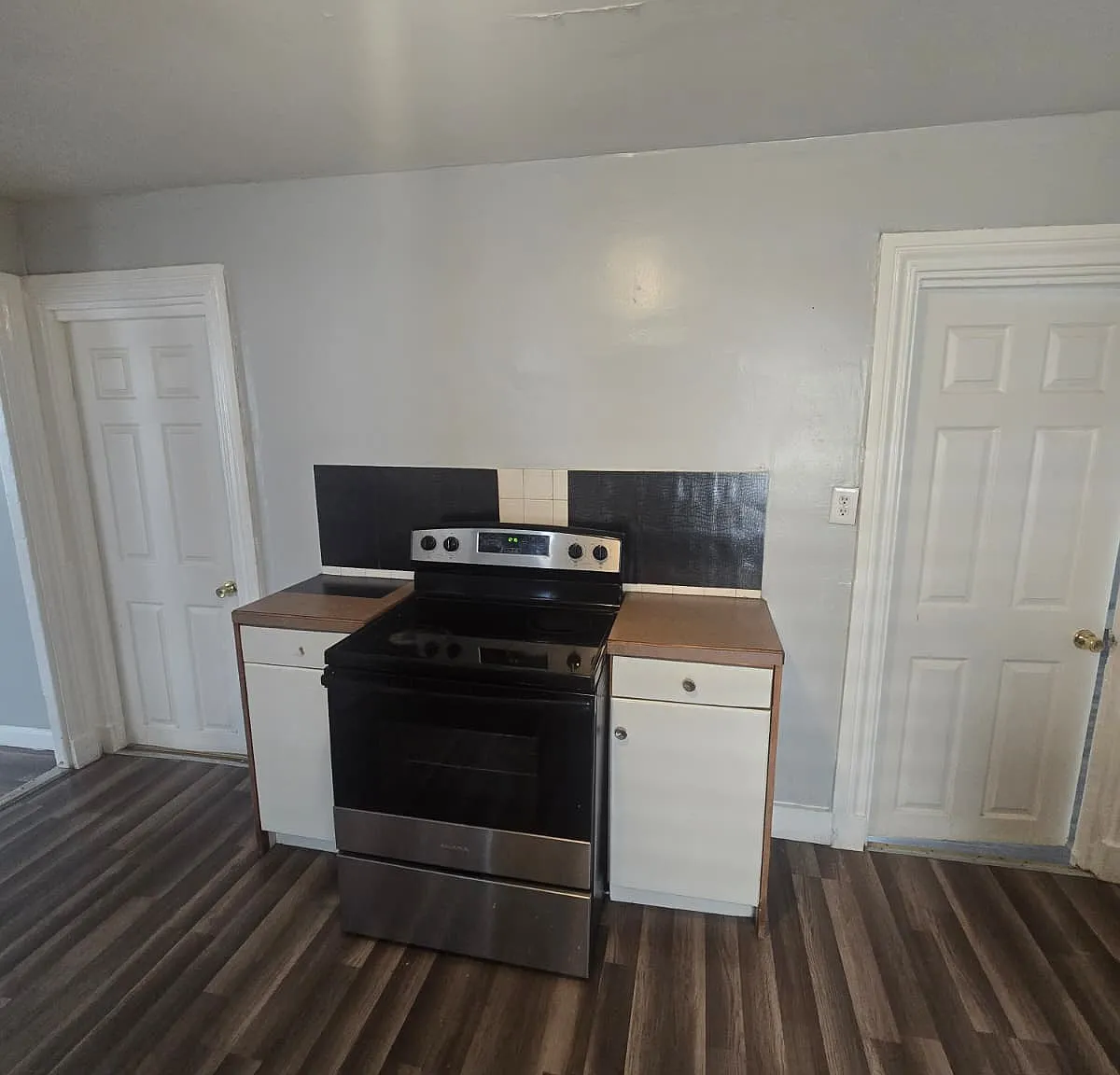3 bed, $1,600 — Photo 4