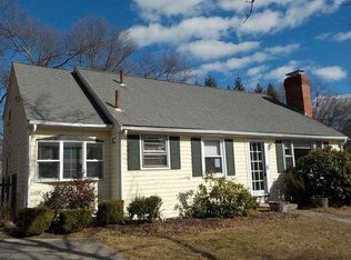 8 Corrine Rd, Franklin, MA 02038