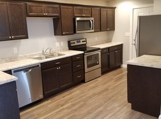 1106 Teaberry Ln, Celina, OH 45822